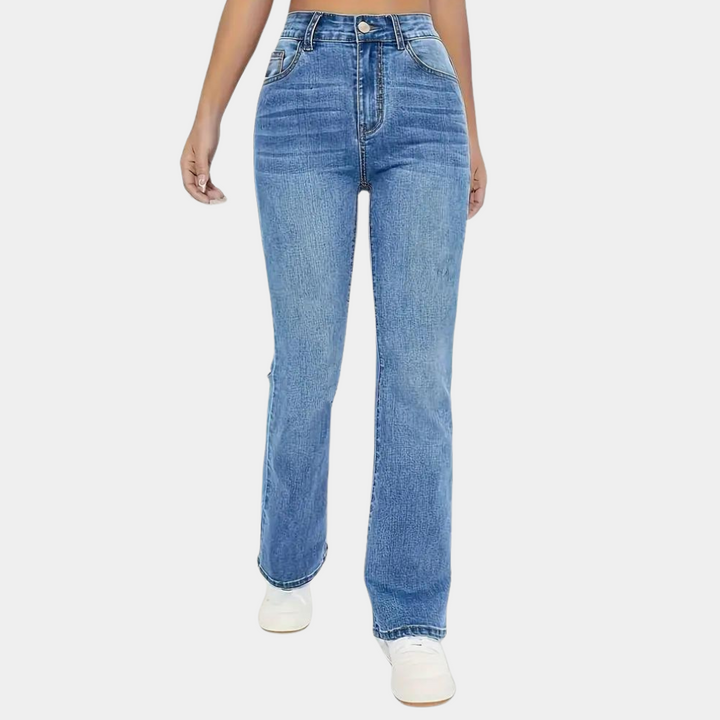 Lässige Damenjeans mit hoher Taille