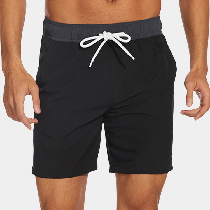 Trendige Badeshorts für Herren