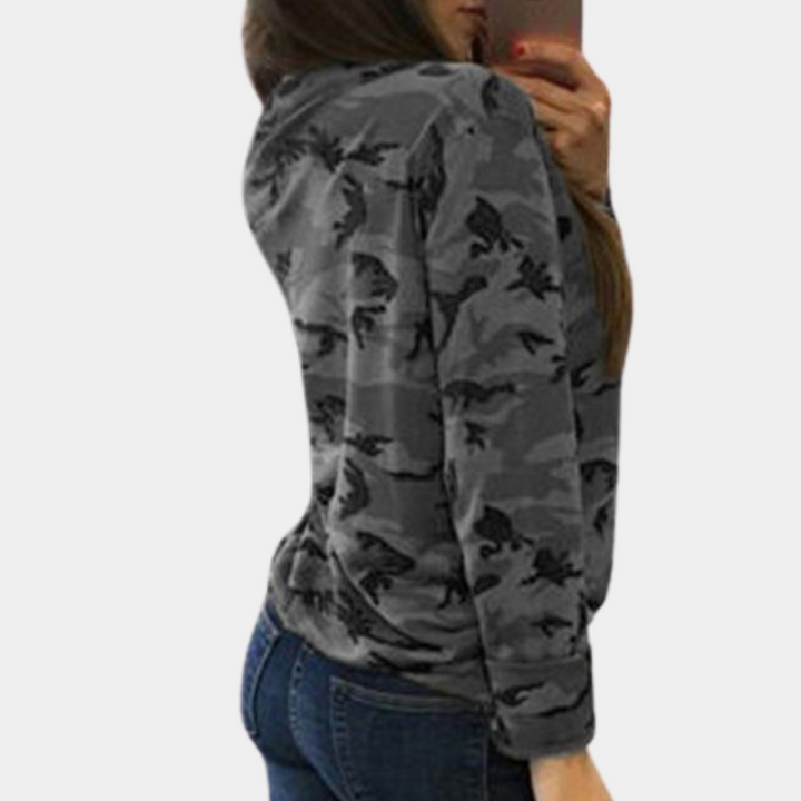 Sidonia - Mutige Eleganz Camouflage-Sweatshirt mit Tiefer Ausschnitt