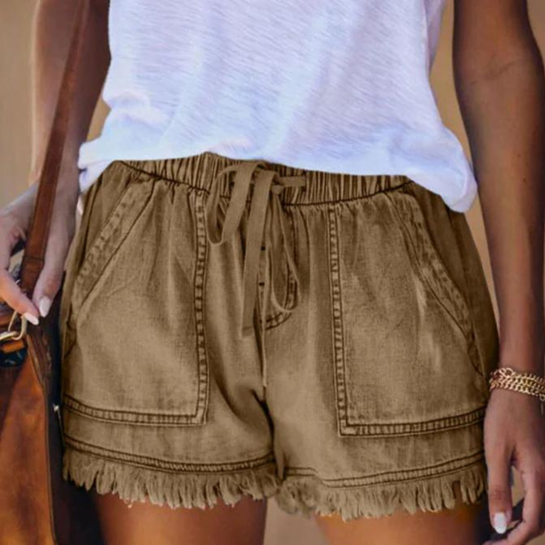 Delfine - Sommerliche, ausgefranste Damenshorts mit dehnbarem Bund