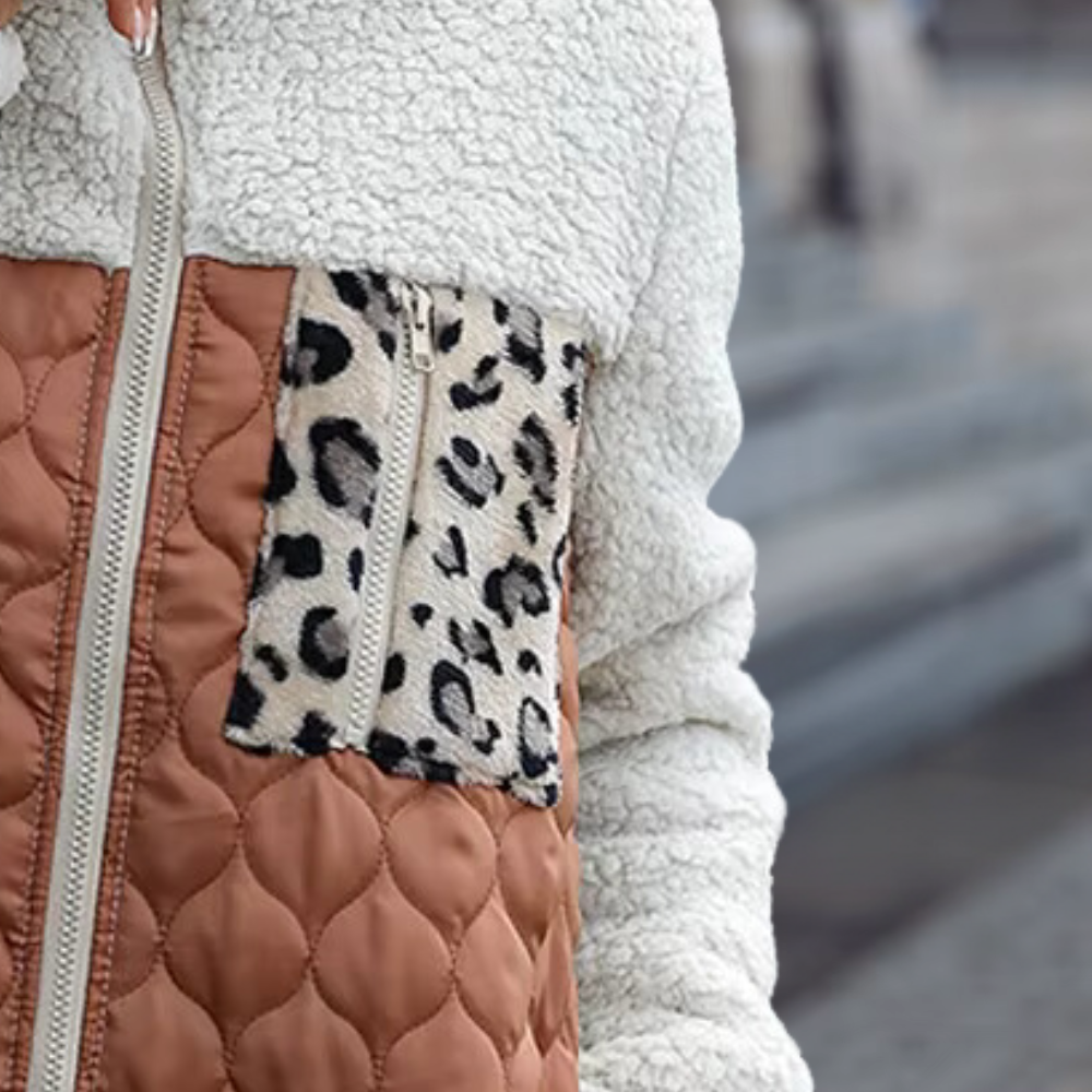 Estefania - Damenjacke mit Leoparden-Detail